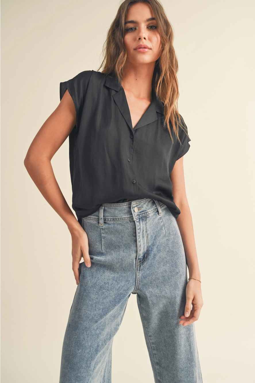 MIOU MUSE Cap Sleeve Button Down