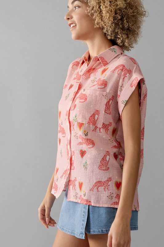 Urban Daizy Heart Tiger Print Collared Shirt