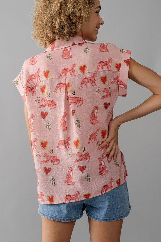 Urban Daizy Heart Tiger Print Collared Shirt
