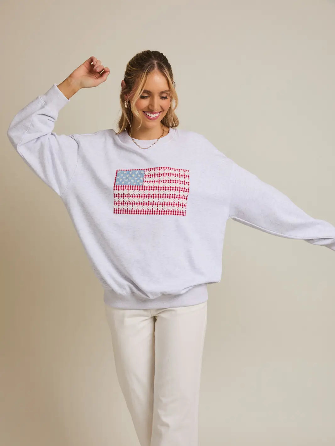 GILLI Floral American Flag Crew Neck
