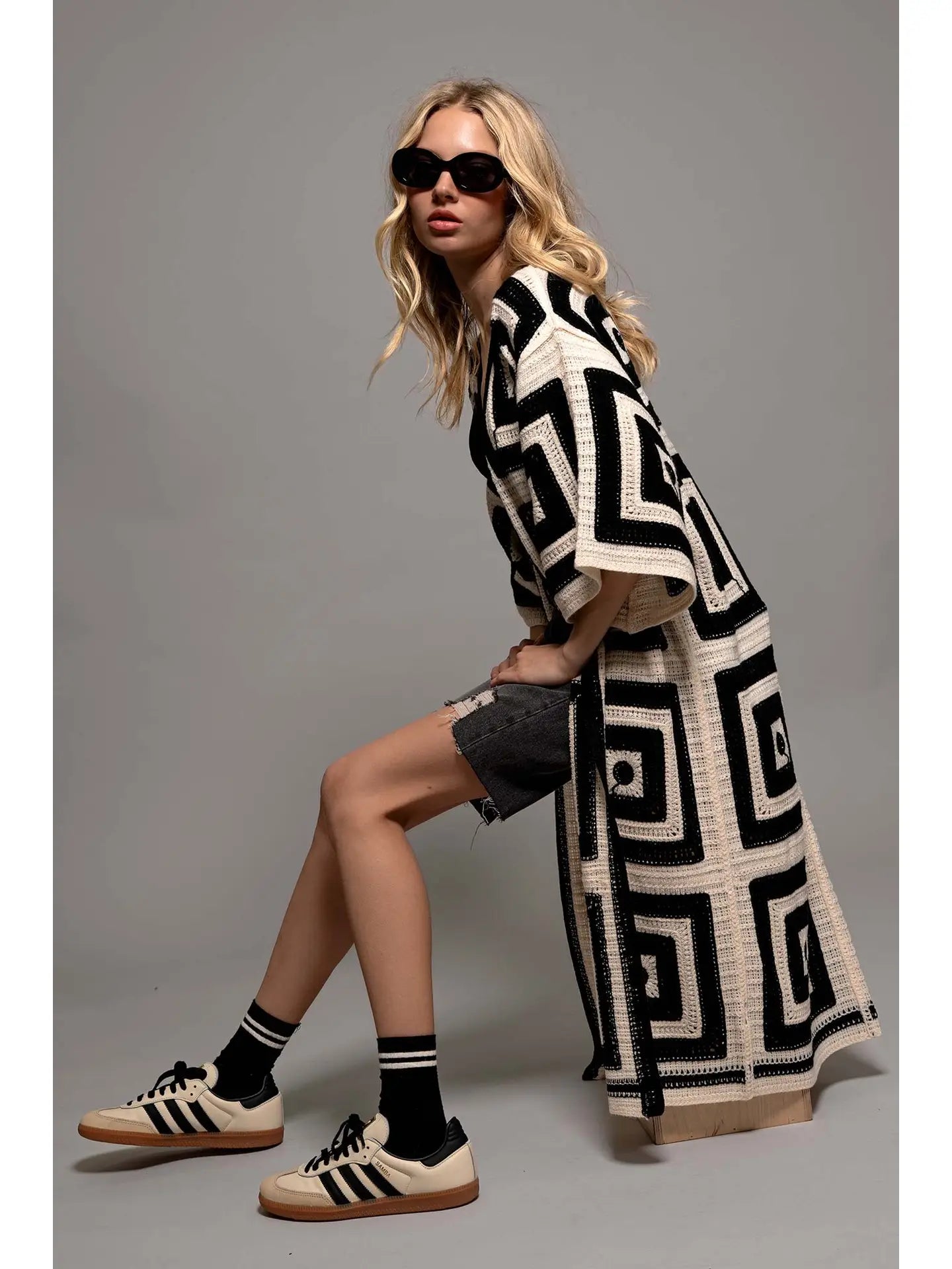 Do Everything In Love Black & White Open Cardigan