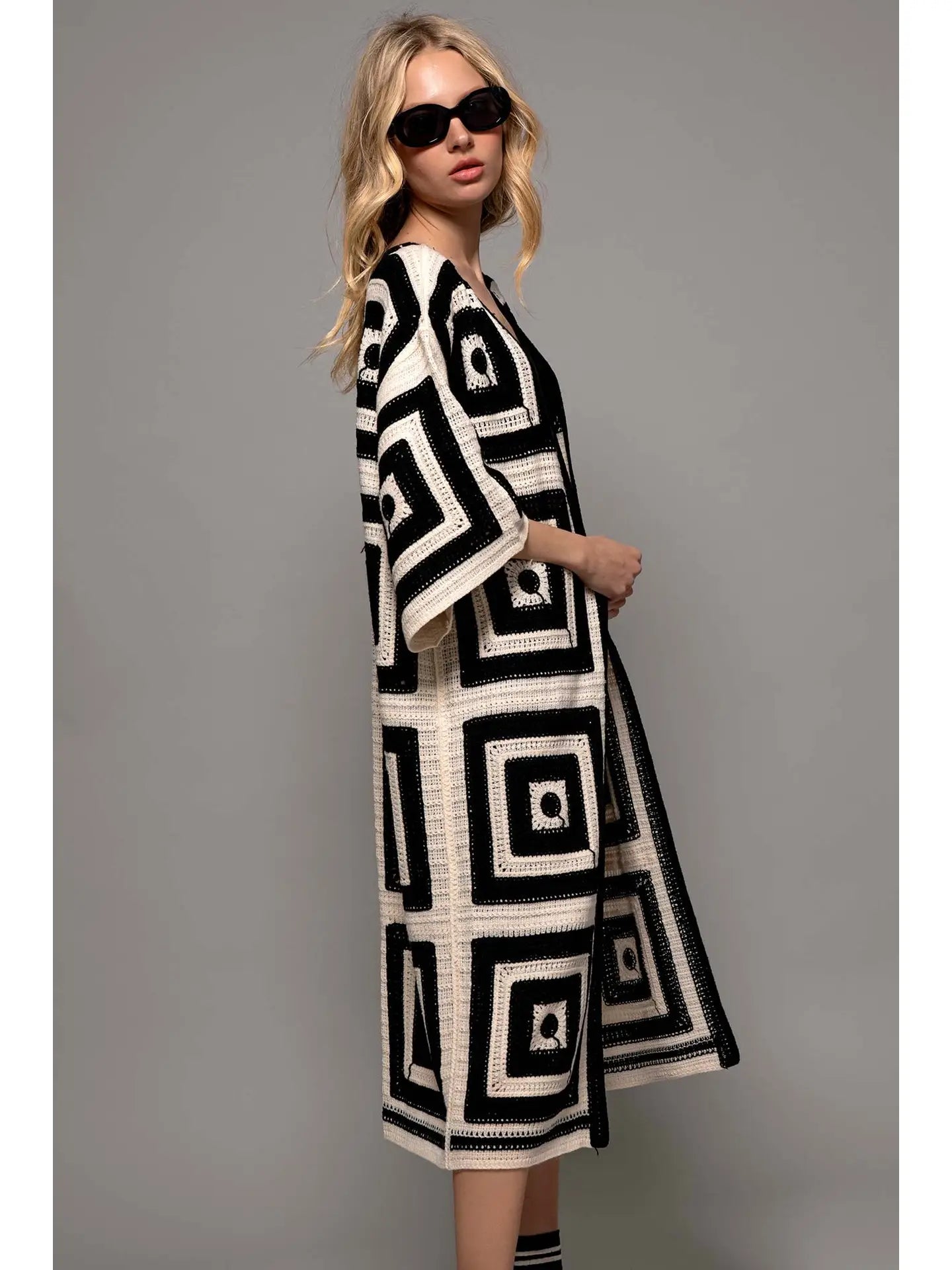 Do Everything In Love Black & White Open Cardigan