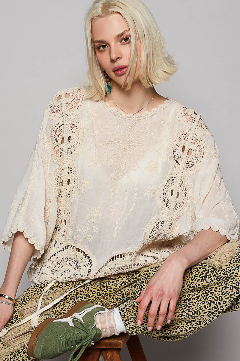 POL Short Sleeve Crochet Embroidered Top
