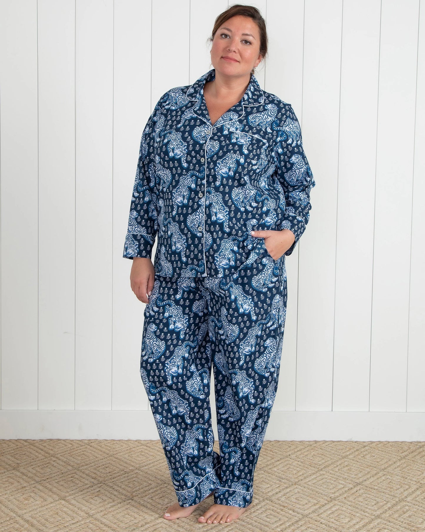 Printfresh Navy Tiger Queen Long Pajama Set