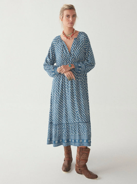 Maison Hotel Antonia Dress