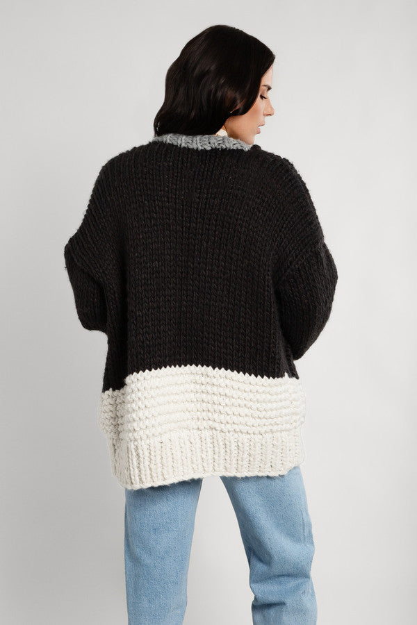 SAACHI Oversized Two-Tone Knit Sweater Kimono